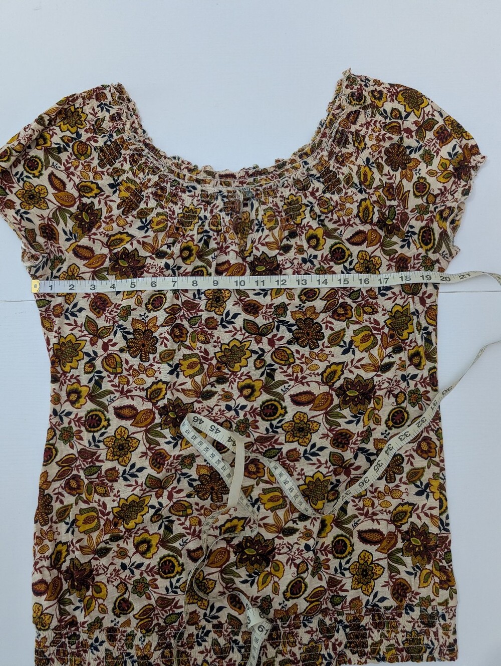 Lucky Brand Cotton Floral Top Tee Size XL Smocked Stretchy Boho Cottage Casual - Picture 5 of 10